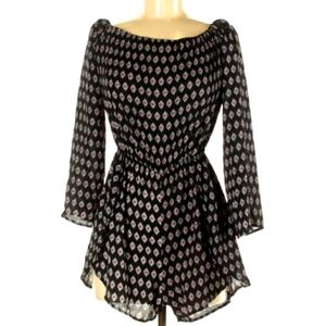 #26 Patterned romper (shorts)